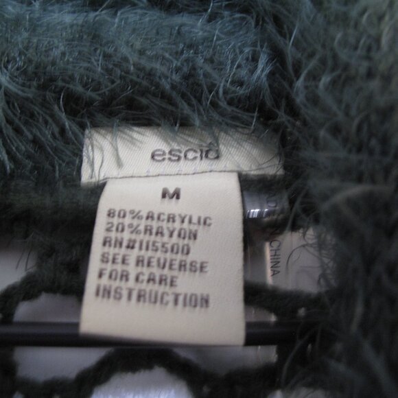 ESCIO Green Fuzzy Crotchet Back Vest - Picture 3 of 8